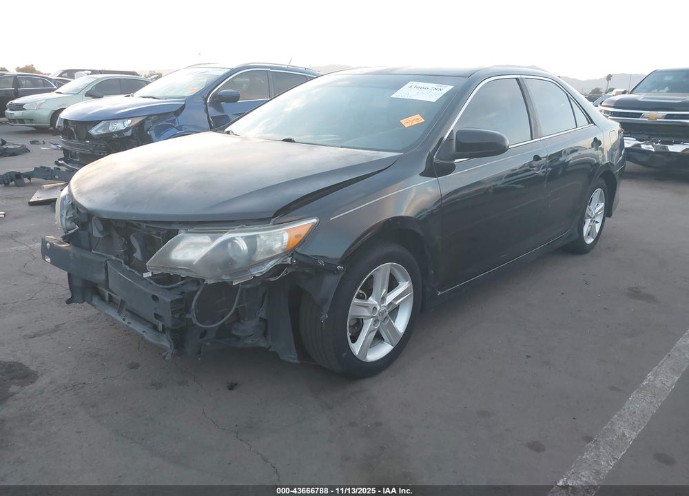 2014 TOYOTA CAMRY SE VIN: 4T1BF1FK6EU728830