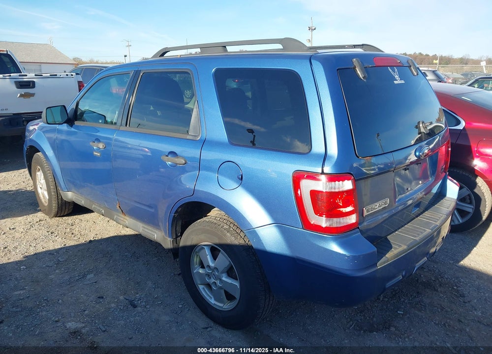 2010 FORD ESCAPE XLT VIN: 1FMCU9DG3AKD28012