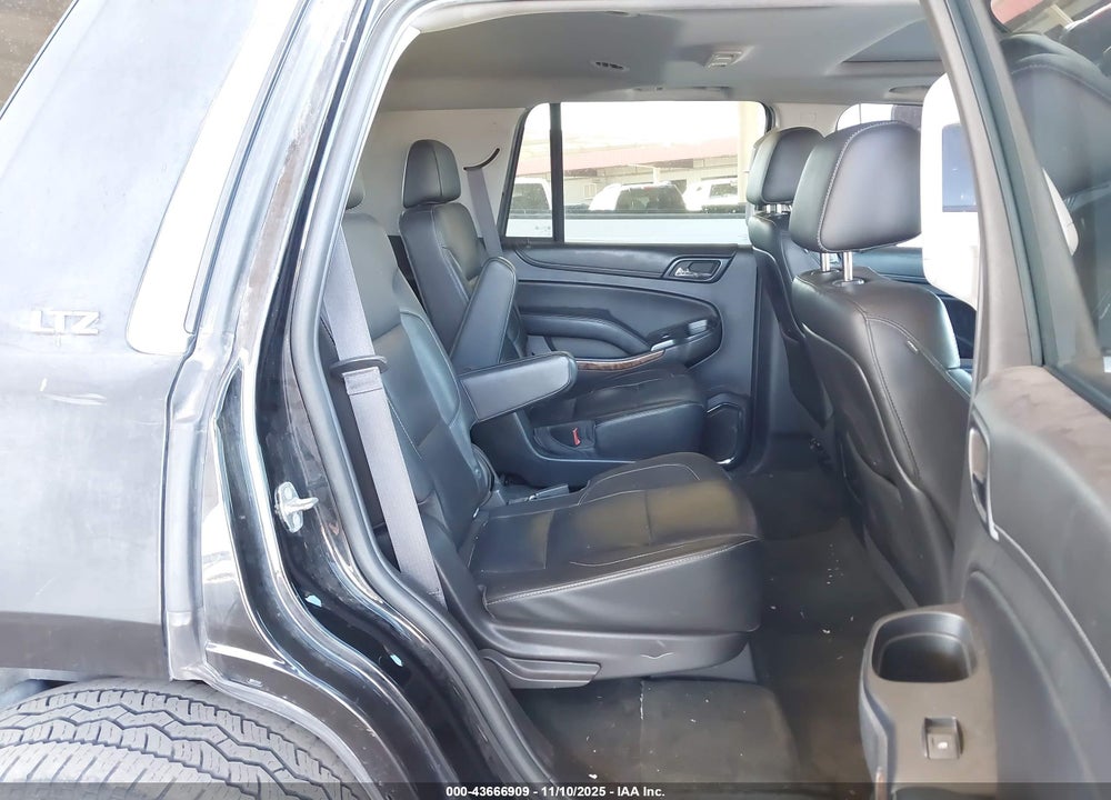 2015 CHEVROLET TAHOE LTZ VIN: 1GNSCCKC0FR256028