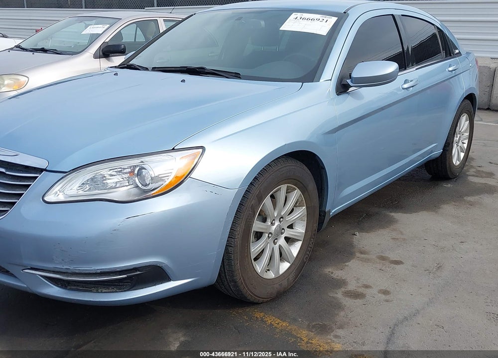 2012 CHRYSLER 200 TOURING VIN: 1C3CCBBG0CN173975