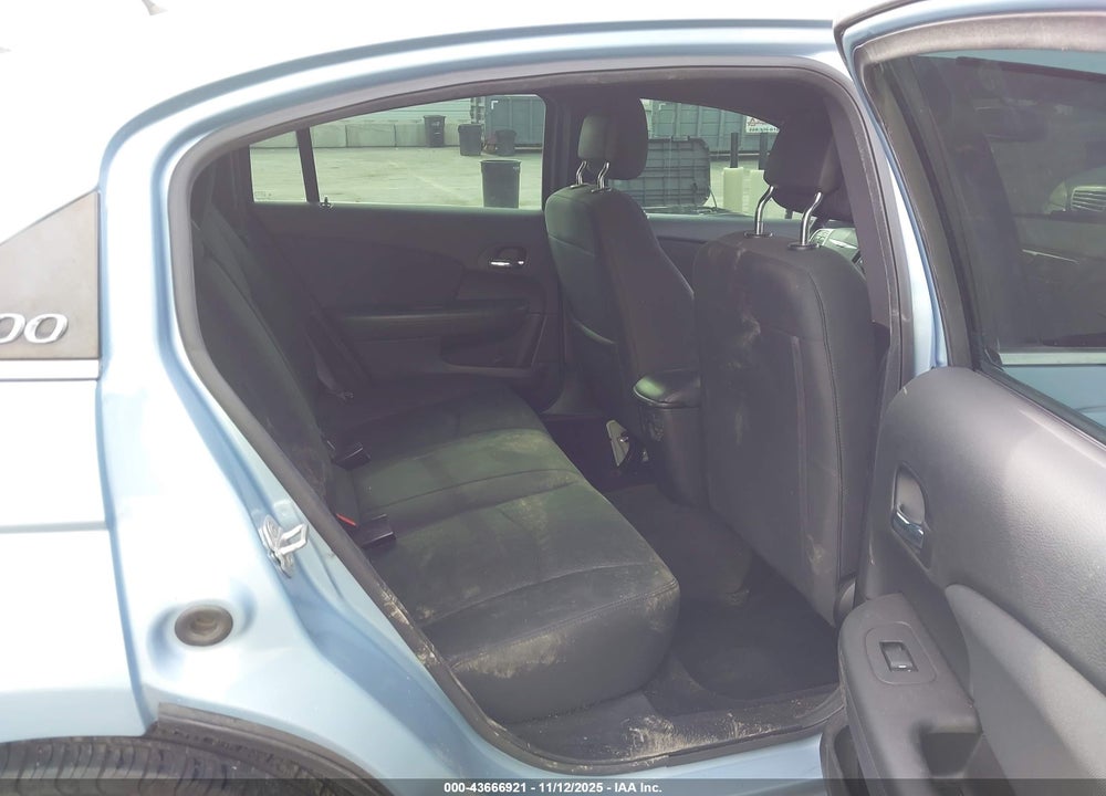 2012 CHRYSLER 200 TOURING VIN: 1C3CCBBG0CN173975