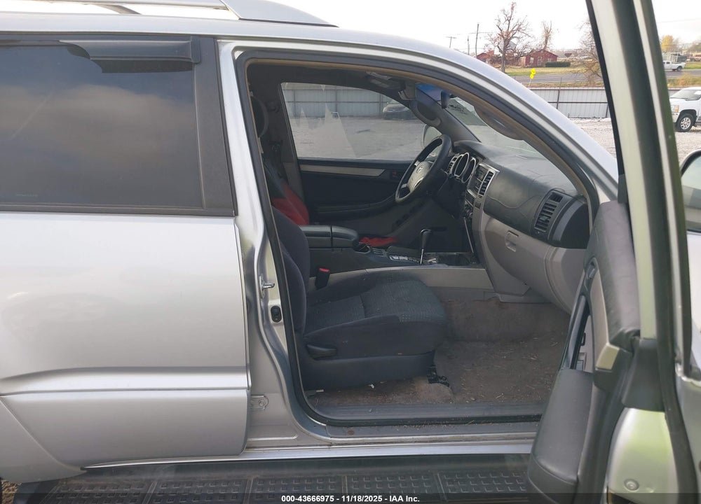 2005 TOYOTA 4RUNNER SR5 SPORT V6 VIN: JTEZU14R358023092