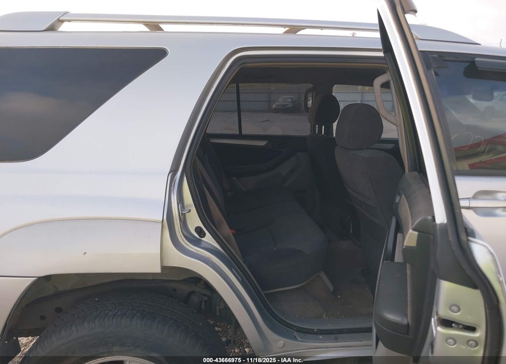 2005 TOYOTA 4RUNNER SR5 SPORT V6 VIN: JTEZU14R358023092
