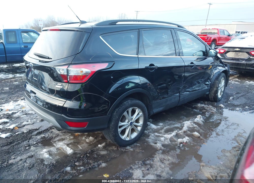 2018 FORD ESCAPE SE VIN: 1FMCU9GD4JUC00612