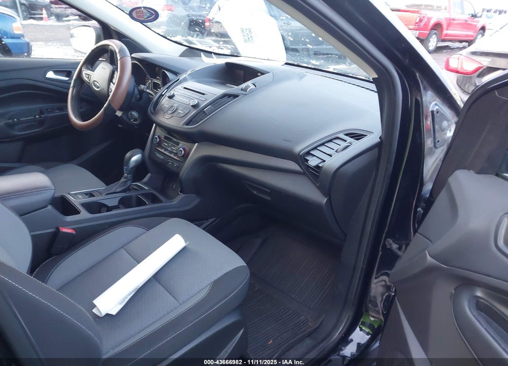 2018 FORD ESCAPE SE VIN: 1FMCU9GD4JUC00612