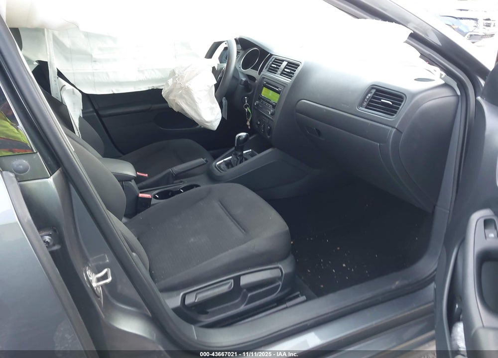 2015 VOLKSWAGEN JETTA VIN: 3VW2K7AJ2FM423829