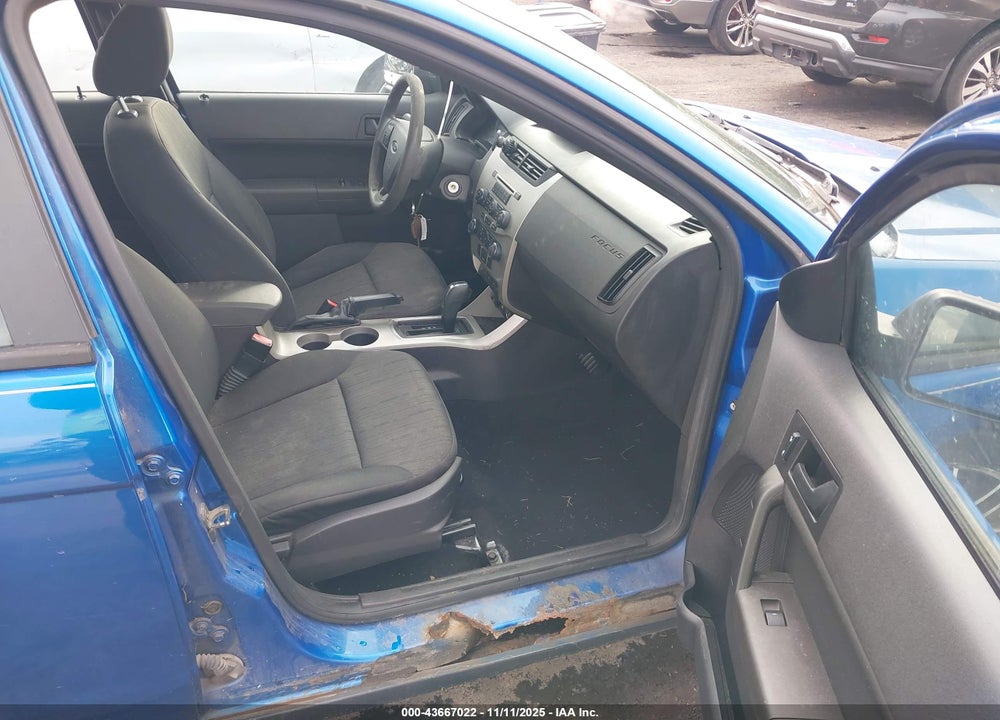 2010 FORD FOCUS VIN: 1FAHP3FN6AW126855