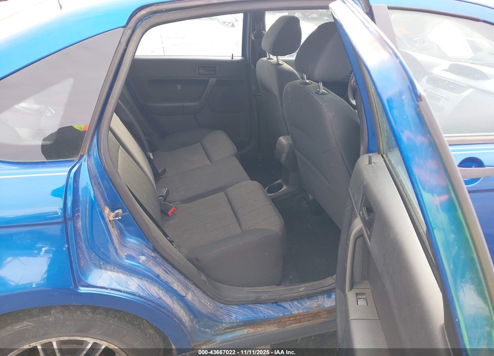 2010 FORD FOCUS VIN: 1FAHP3FN6AW126855