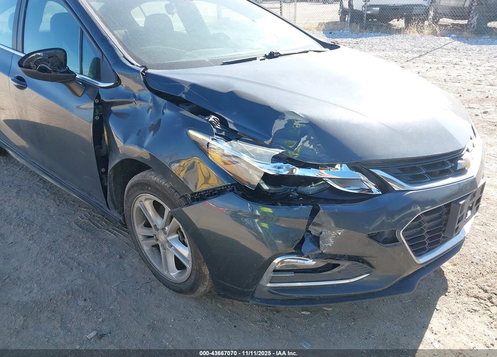 2018 CHEVROLET CRUZE LT AUTO VIN: 1G1BE5SM8J7144954