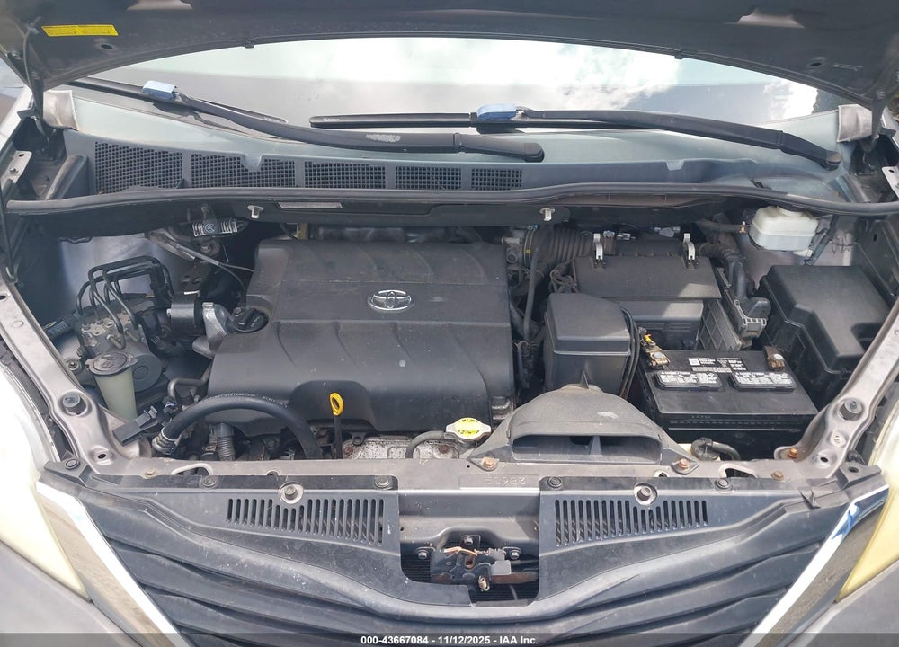 2012 TOYOTA SIENNA LE V6 7 PASSENGER AUTO ACCESS SEAT/LE V6 8 PASSENGER VIN: 5TDKK3DC5CS216033