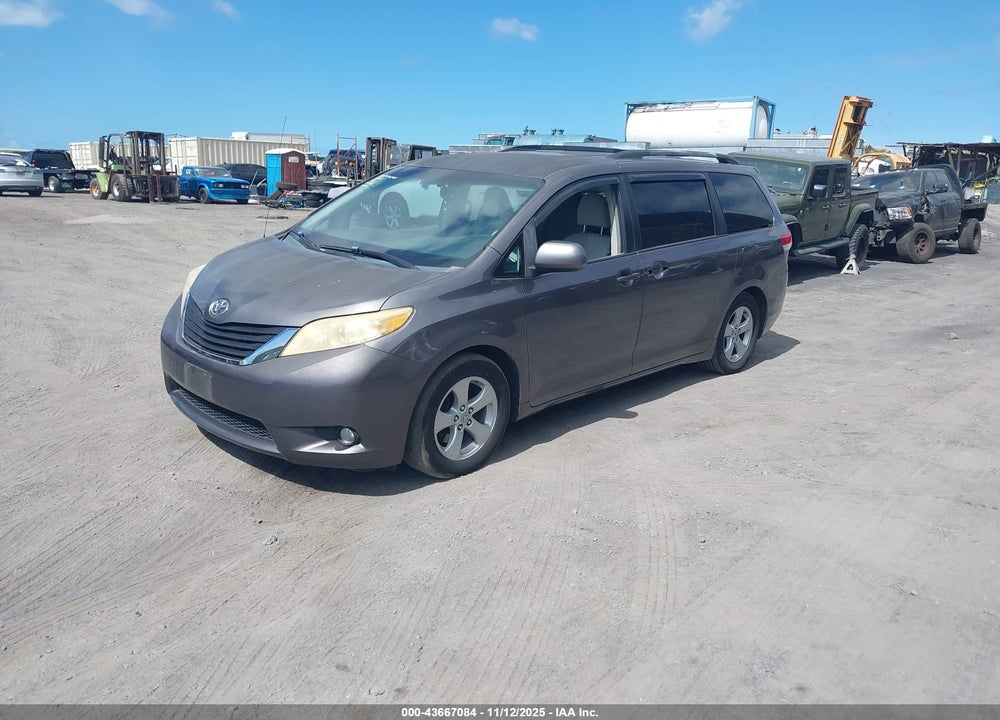 2012 TOYOTA SIENNA LE V6 7 PASSENGER AUTO ACCESS SEAT/LE V6 8 PASSENGER VIN: 5TDKK3DC5CS216033