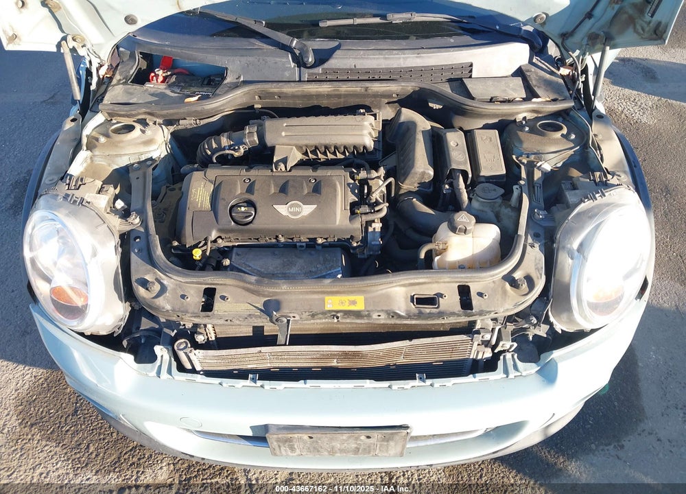 2013 MINI HARDTOP COOPER VIN: WMWSU3C5XDT547669