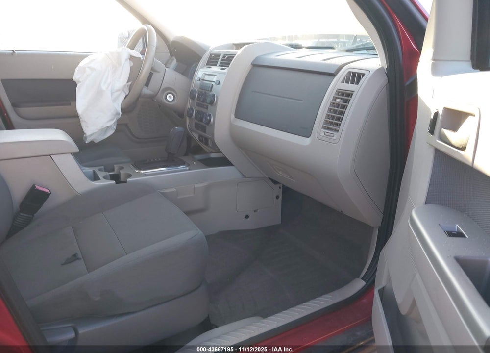 2009 FORD ESCAPE XLT VIN: 1FMCU03G69KA65443
