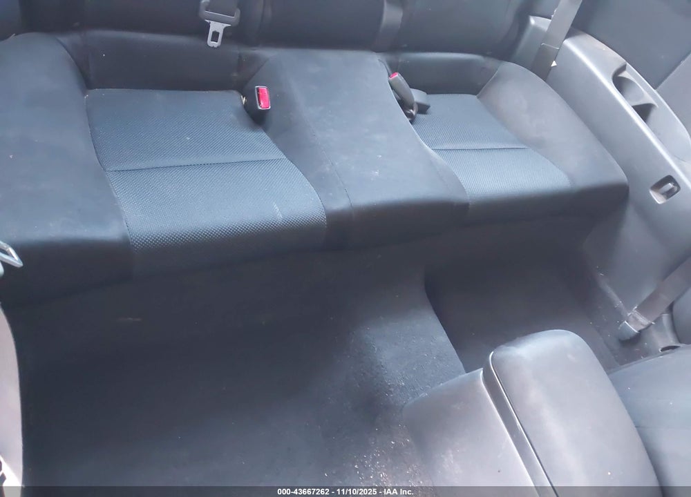 2007 SCION TC VIN: JTKDE177370152983