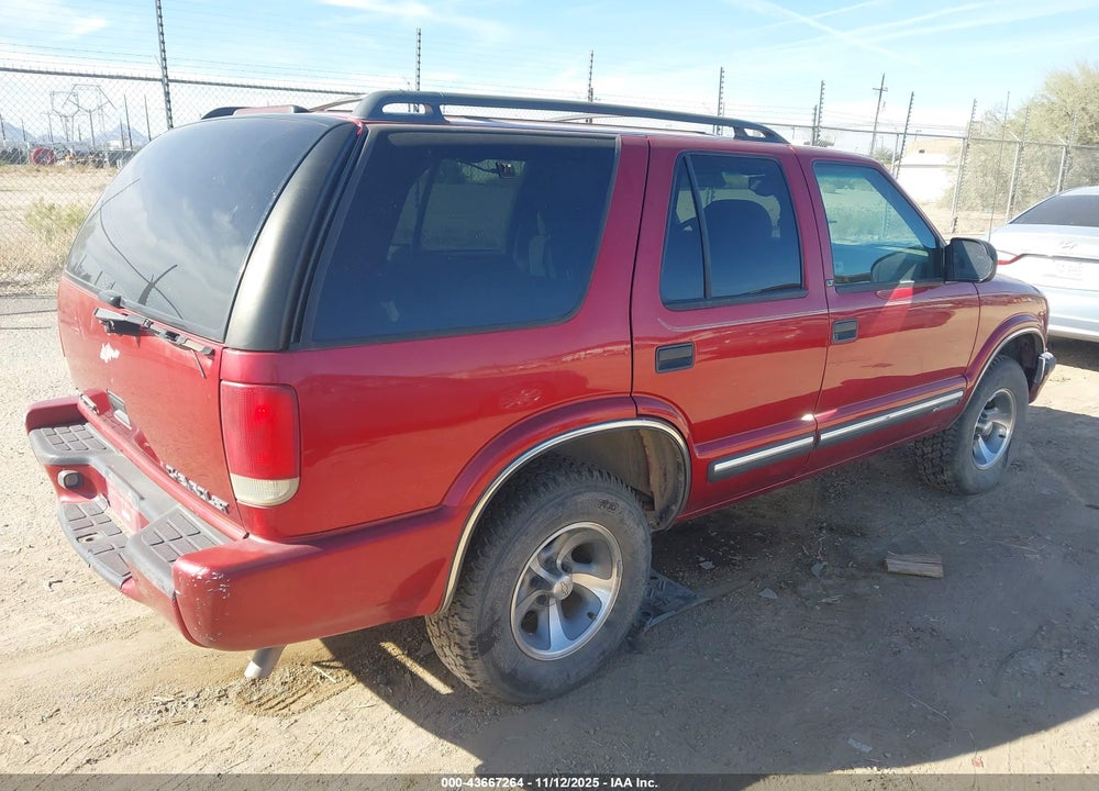 2001 CHEVROLET BLAZER LT VIN: 1GNCS13W412134603
