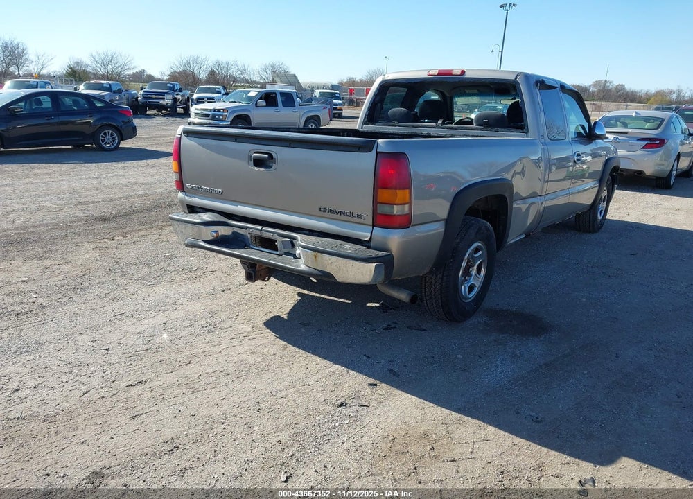 2001 CHEVROLET SILVERADO 1500 LS VIN: 1GCEC19T21Z179316