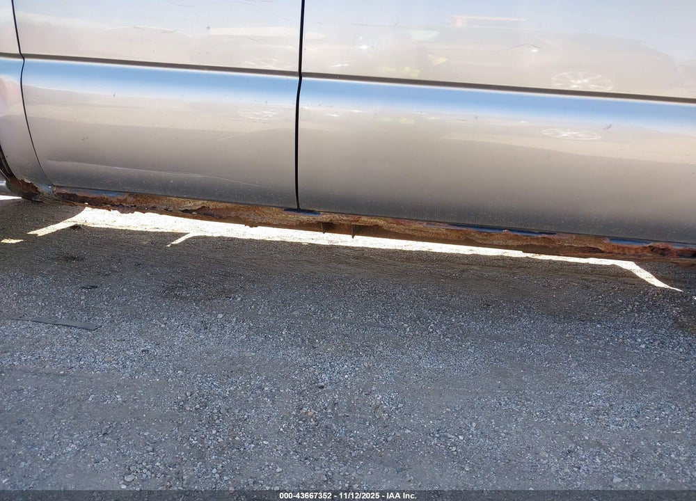 2001 CHEVROLET SILVERADO 1500 LS VIN: 1GCEC19T21Z179316