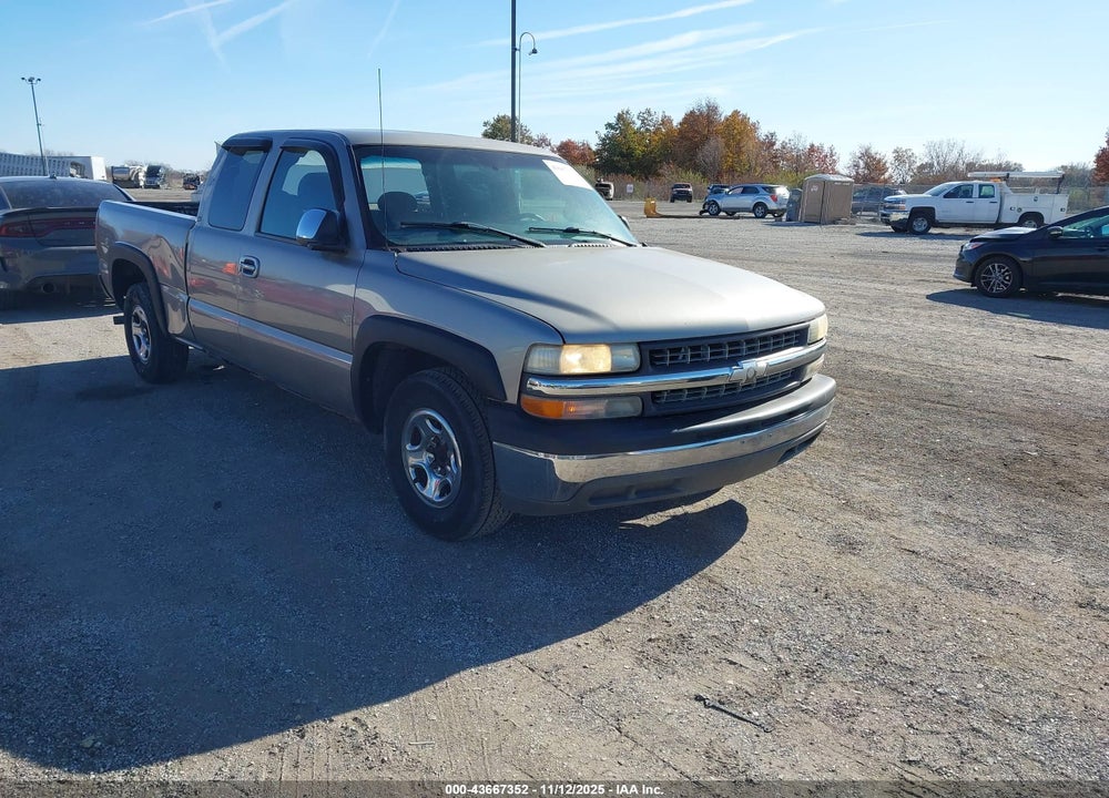 2001 CHEVROLET SILVERADO 1500 LS VIN: 1GCEC19T21Z179316