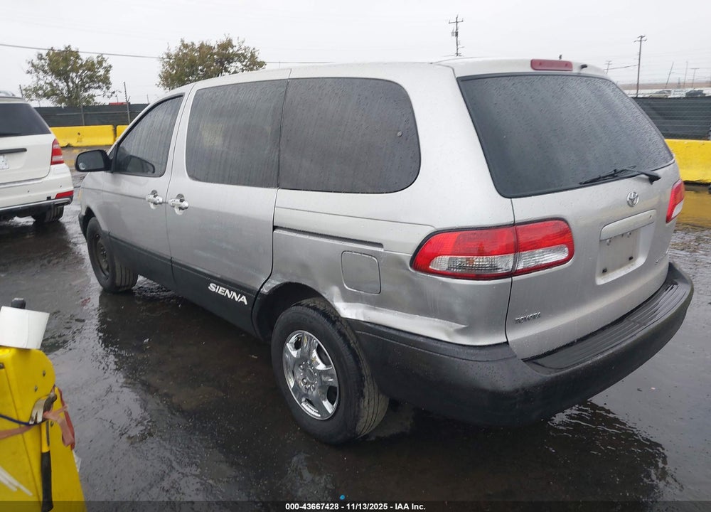 2001 TOYOTA SIENNA CE VIN: 4T3ZF19C51U400030