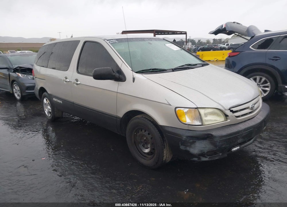 2001 TOYOTA SIENNA CE VIN: 4T3ZF19C51U400030