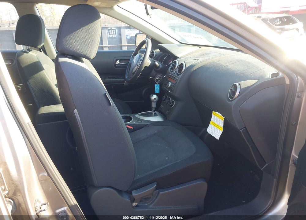2013 NISSAN ROGUE S VIN: JN8AS5MV7DW610311