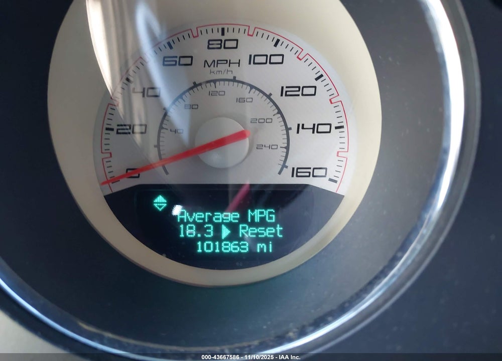 2013 DODGE CHALLENGER R/T CLASSIC VIN: 2C3CDYBT1DH554130