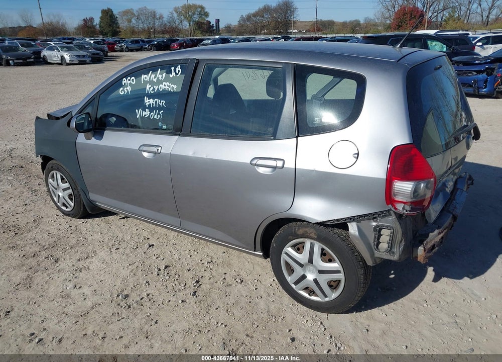 2007 HONDA FIT VIN: JHMGD38427S050665