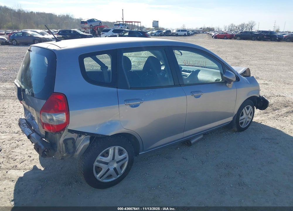 2007 HONDA FIT VIN: JHMGD38427S050665