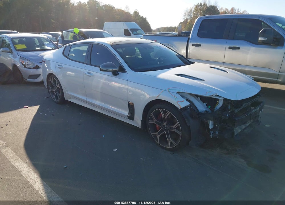 2018 KIA STINGER GT2 VIN: KNAE55LC4J6023464