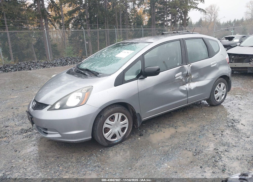 2010 HONDA FIT VIN: JHMGE8G21AC035389