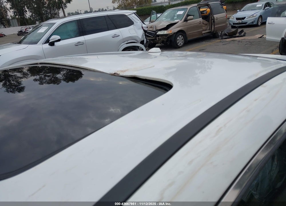 2015 HONDA ACCORD VIN: 1HGCT1B84FA015098