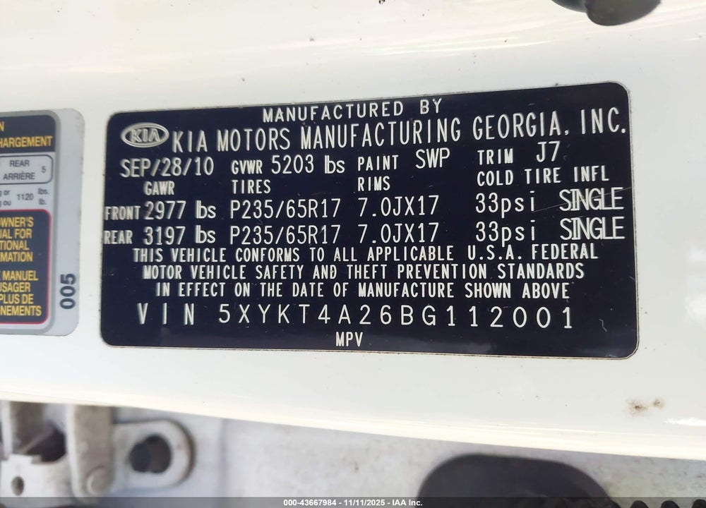 2011 KIA SORENTO LX V6 VIN: 5XYKT4A26BG112001