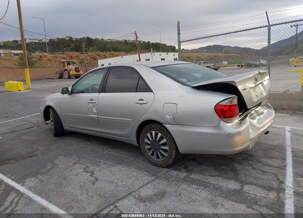 2005 TOYOTA CAMRY LE VIN: 4T1BE32K65U001174