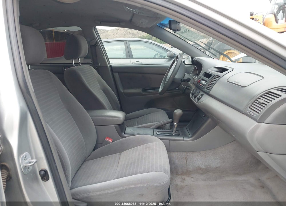 2005 TOYOTA CAMRY LE VIN: 4T1BE32K65U001174