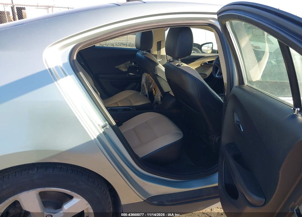 2012 CHEVROLET VOLT VIN: 1G1RD6E49CU101716