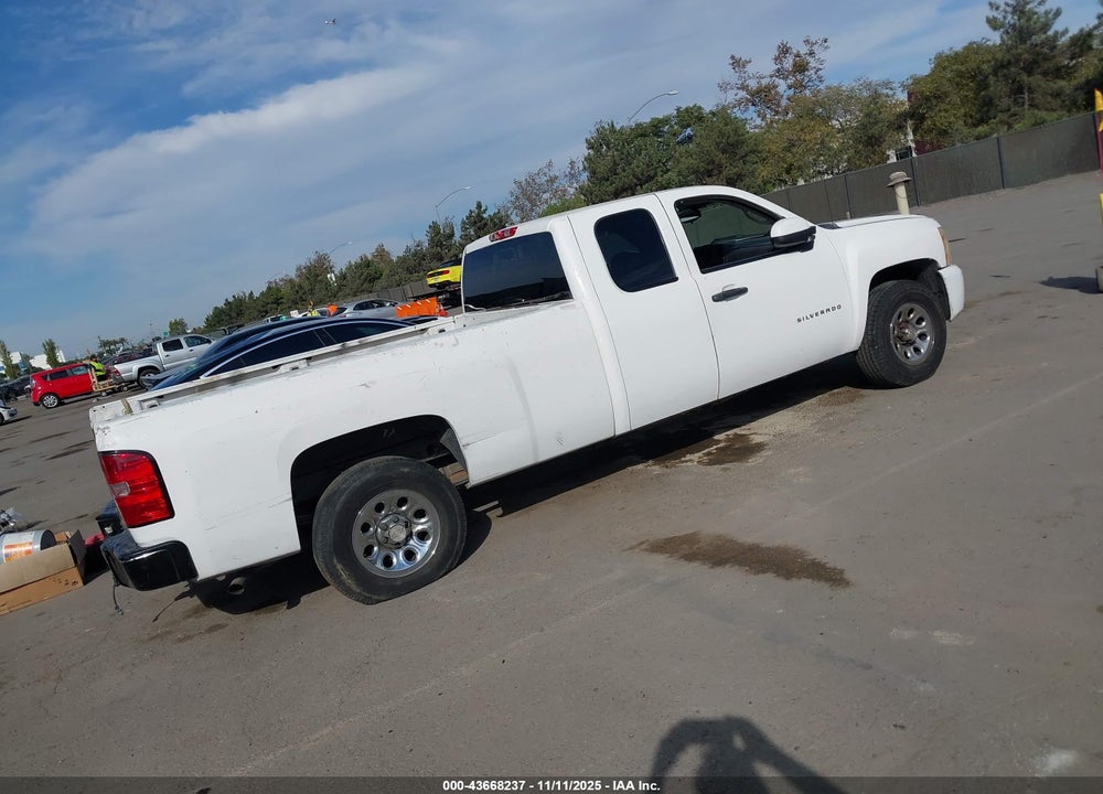 2013 CHEVROLET SILVERADO 1500 LT VIN: 1GCRCSE04DZ191510