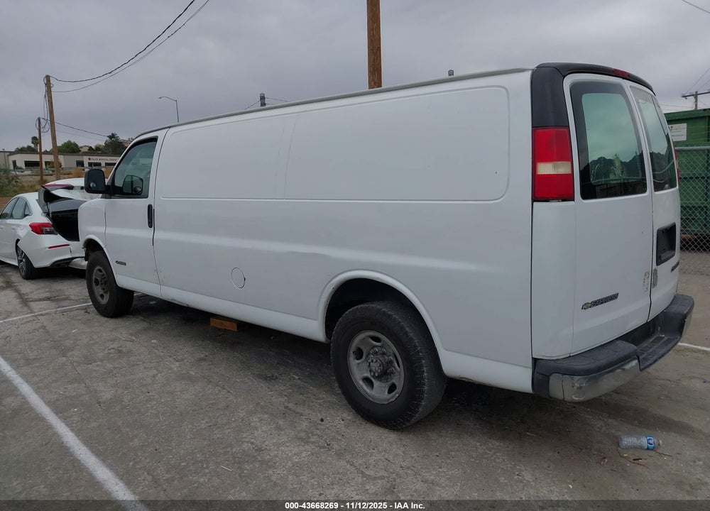 2003 CHEVROLET EXPRESS VIN: 1GCHG39U331125837