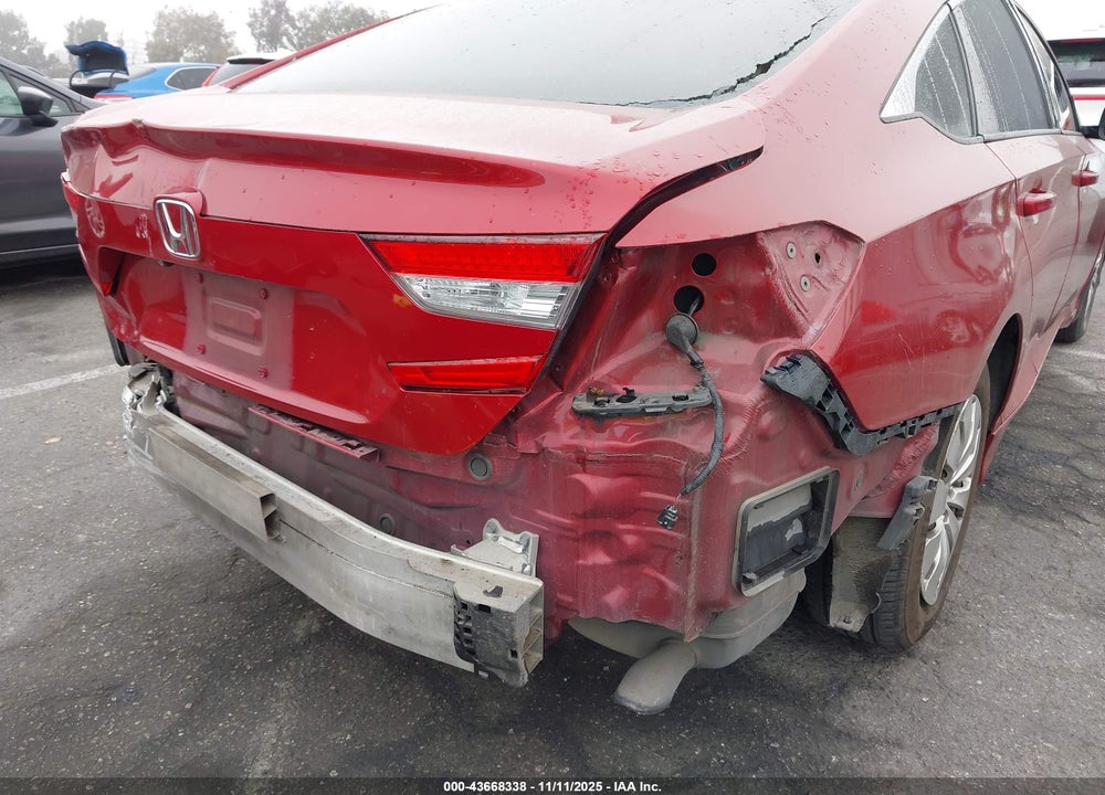 2019 HONDA ACCORD LX VIN: 1HGCV1F18KA103573