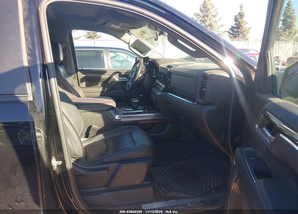 2023 CHEVROLET SILVERADO 1500 4WD SHORT BED RST VIN: 1GCUDEE81PZ182959
