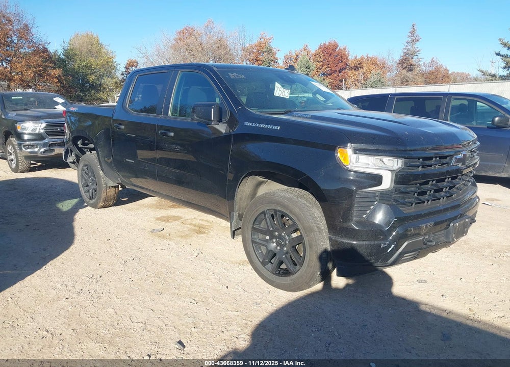 2023 CHEVROLET SILVERADO 1500 4WD SHORT BED RST VIN: 1GCUDEE81PZ182959