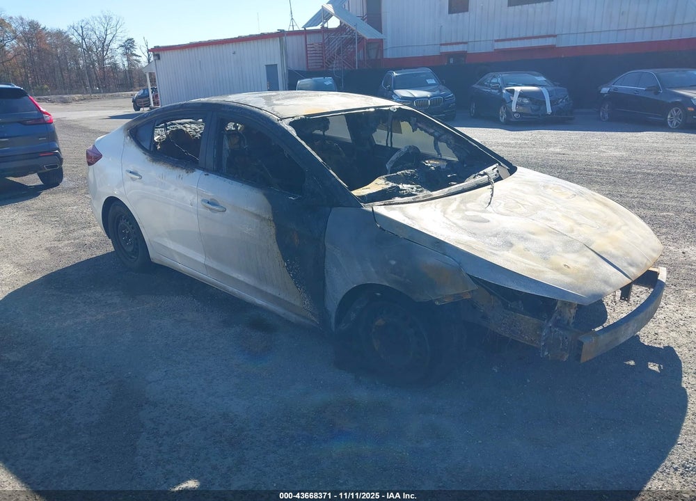 2019 HYUNDAI ELANTRA SE VIN: 5NPD74LF7KH476305