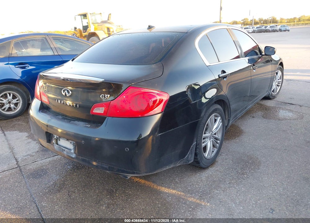 2011 INFINITI G37 JOURNEY VIN: JN1CV6APXBM500257