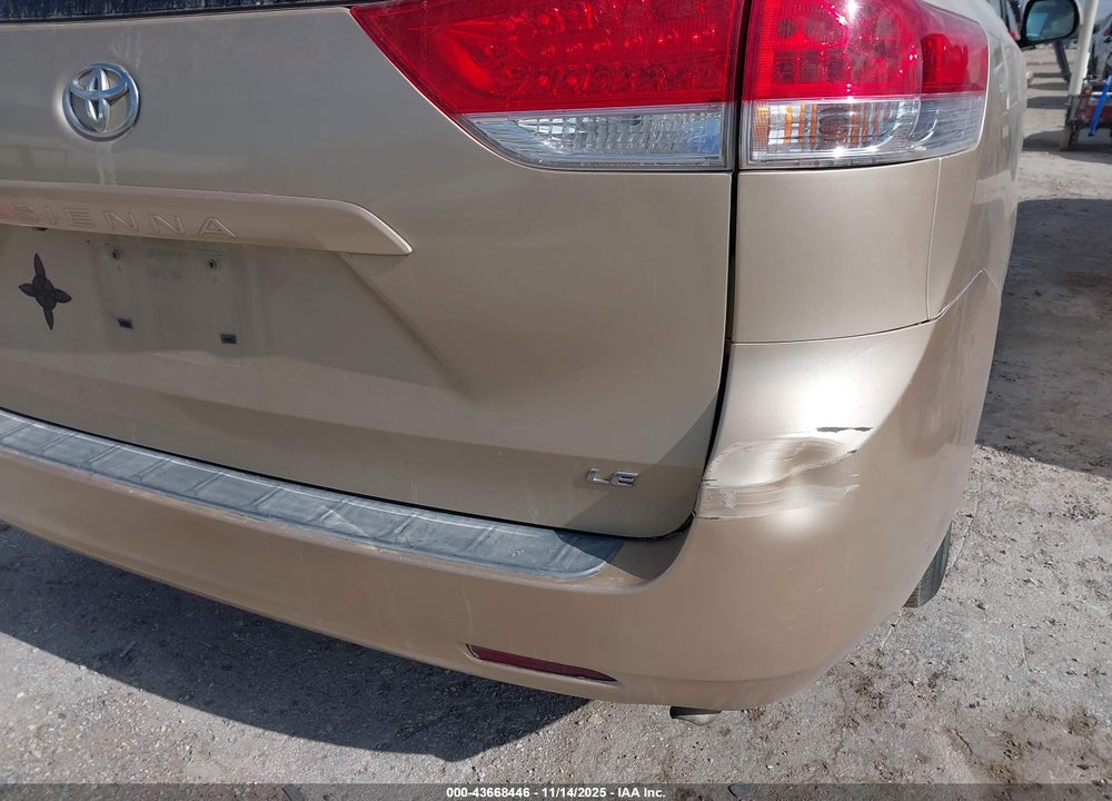 2011 TOYOTA SIENNA LE V6 VIN: 5TDKK3DC2BS115014