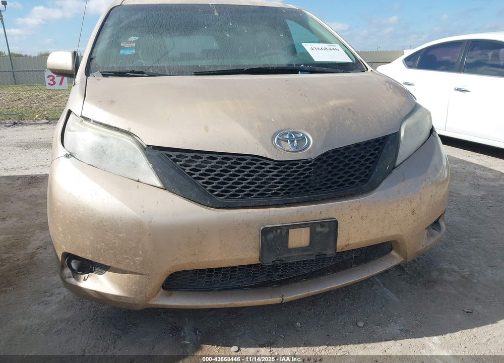 2011 TOYOTA SIENNA LE V6 VIN: 5TDKK3DC2BS115014
