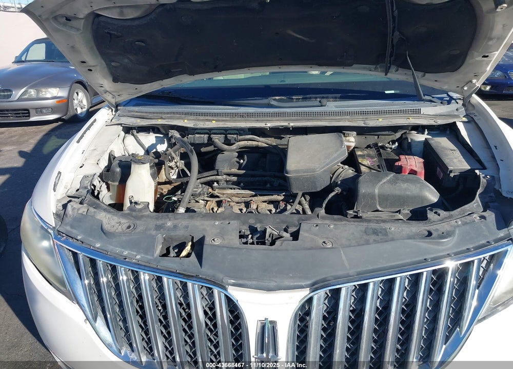 2011 LINCOLN MKX VIN: 2LMDJ6JK2BBJ19039