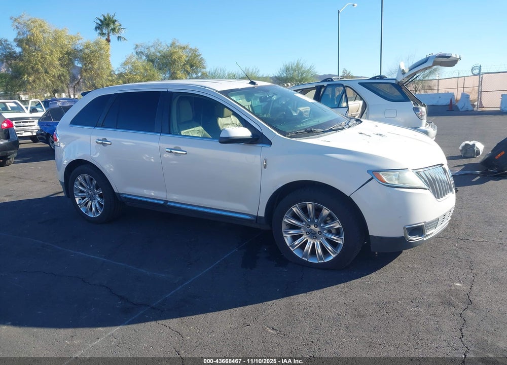 2011 LINCOLN MKX VIN: 2LMDJ6JK2BBJ19039