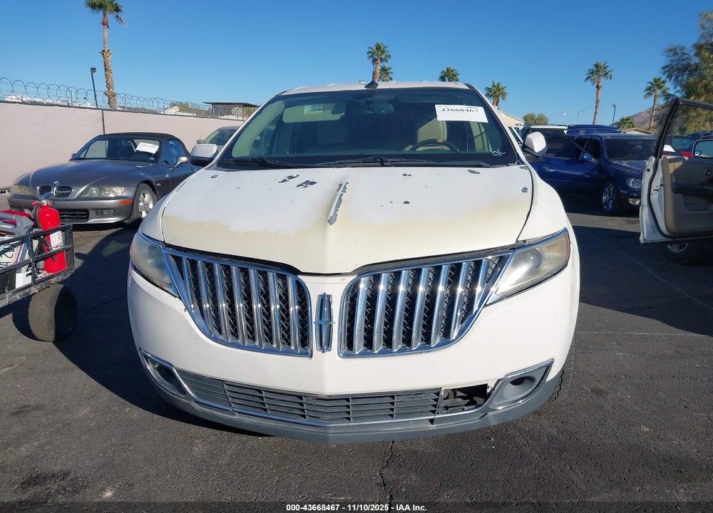 2011 LINCOLN MKX VIN: 2LMDJ6JK2BBJ19039