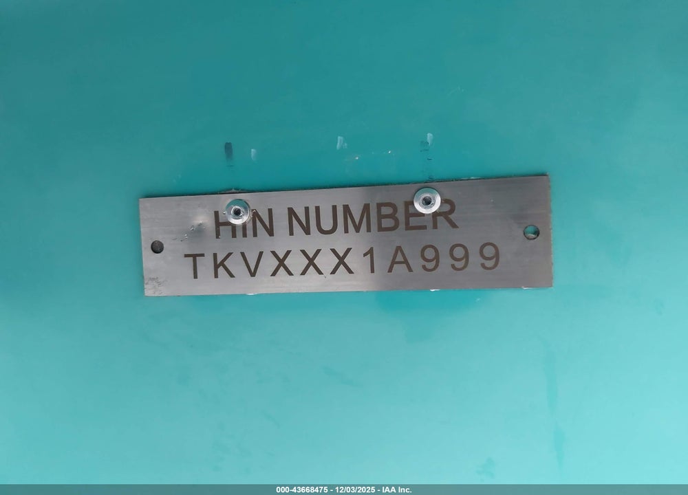 1999 THORNTON BOATS INC BOAT VIN: TKVXXX1A999