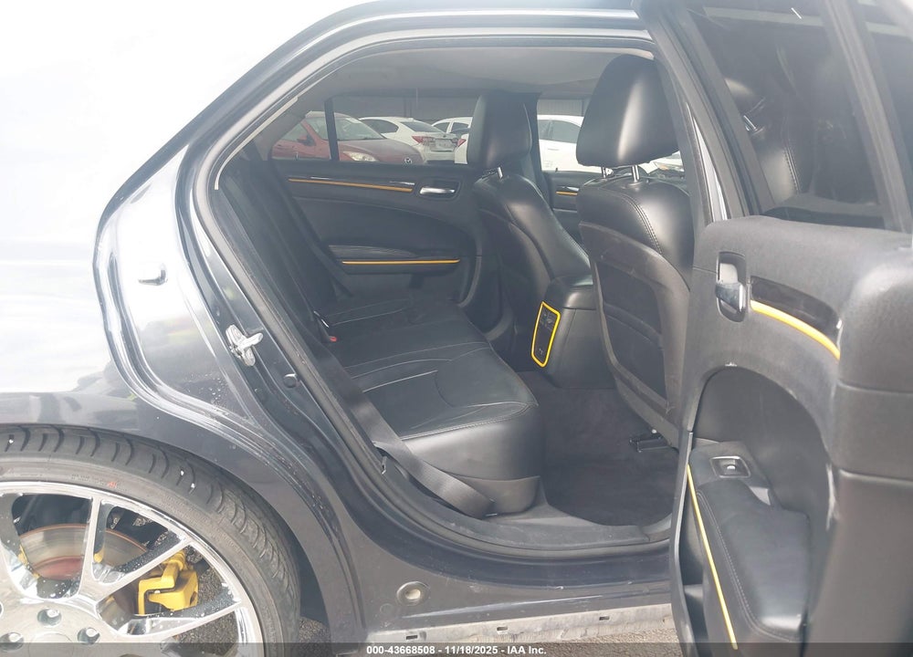 2015 CHRYSLER 300 LIMITED VIN: 2C3CCAAG3FH867729