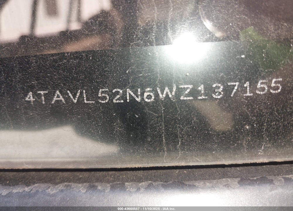 1998 TOYOTA TACOMA VIN: 4TAVL52N6WZ137155
